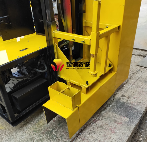 路緣石滑膜機(jī)模具